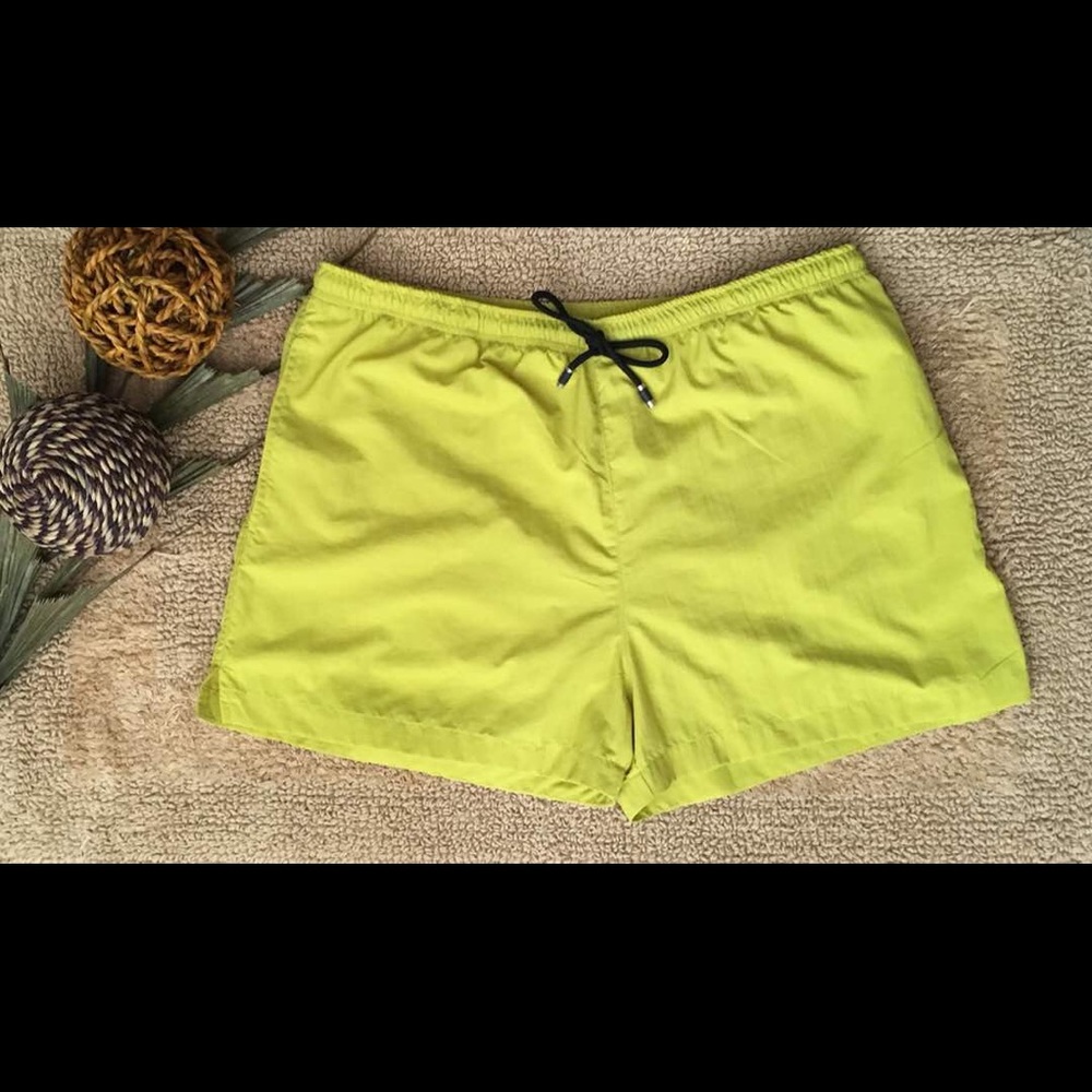 Swim shorts for men